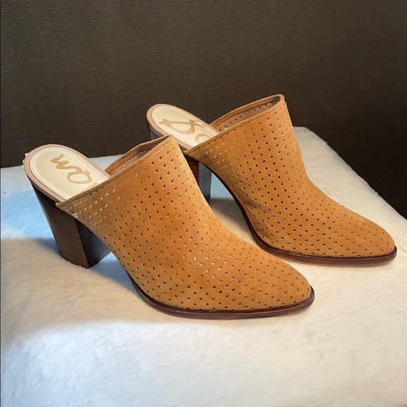 Sam‎ Edelman Tan Perforated Mules with Chunky Heel - Picture 1 of 8